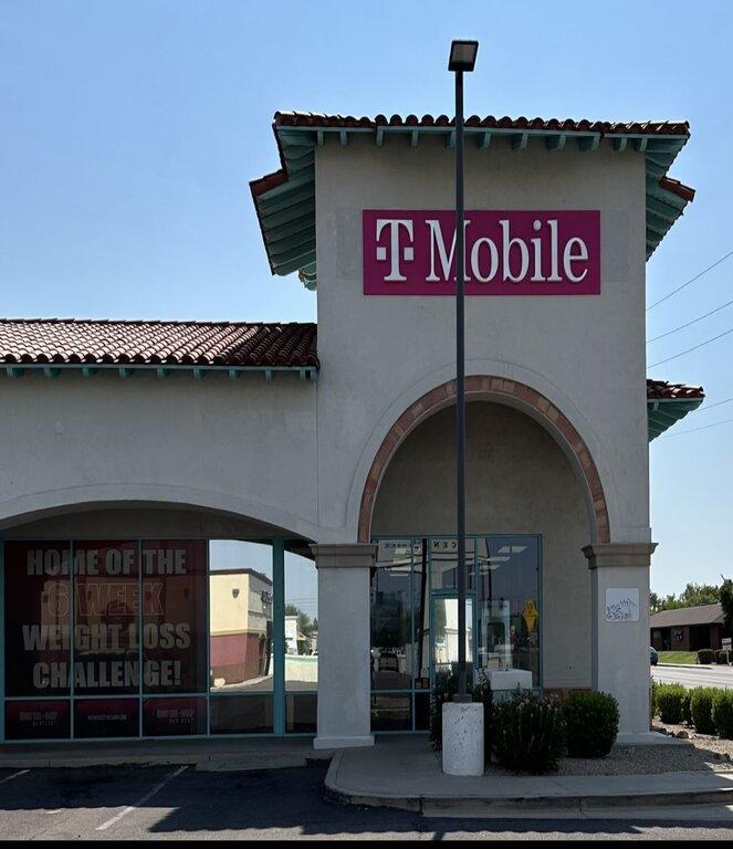 T-Mobile Authorized Retailer