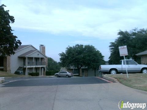 Shenandoah Village Apartments