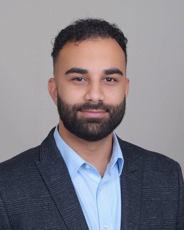 Merrill Lynch Financial Advisor Rohnne Saad