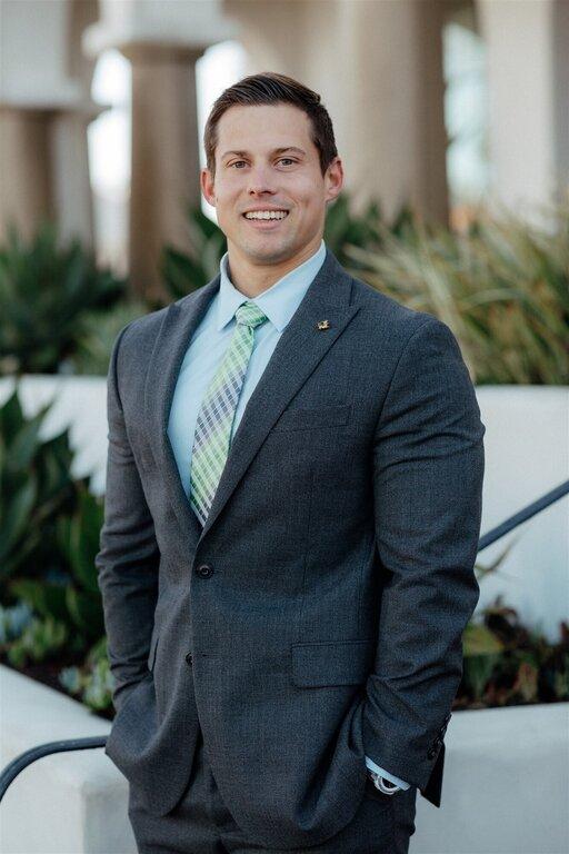 Merrill Lynch Financial Advisor Tanner Curtiss