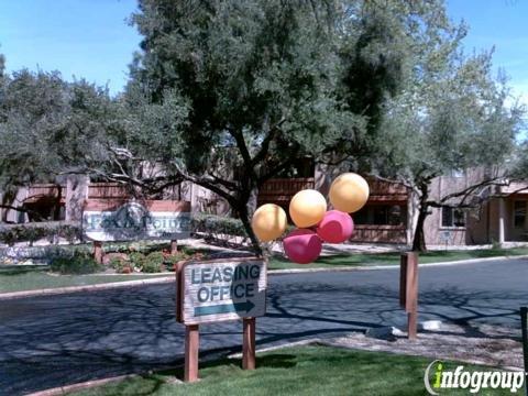 Fox Point Apartments