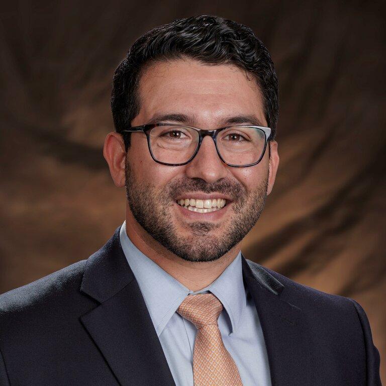 Erick R Kazarian, MD