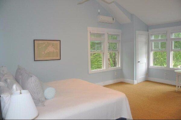 Menemsha Inn & Cottages