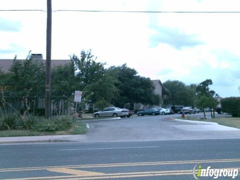 Country Place Apartments