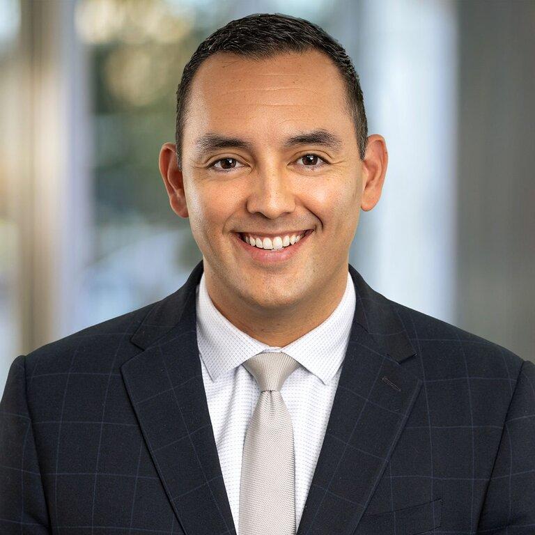 Merrill Lynch Financial Advisor James Landeros