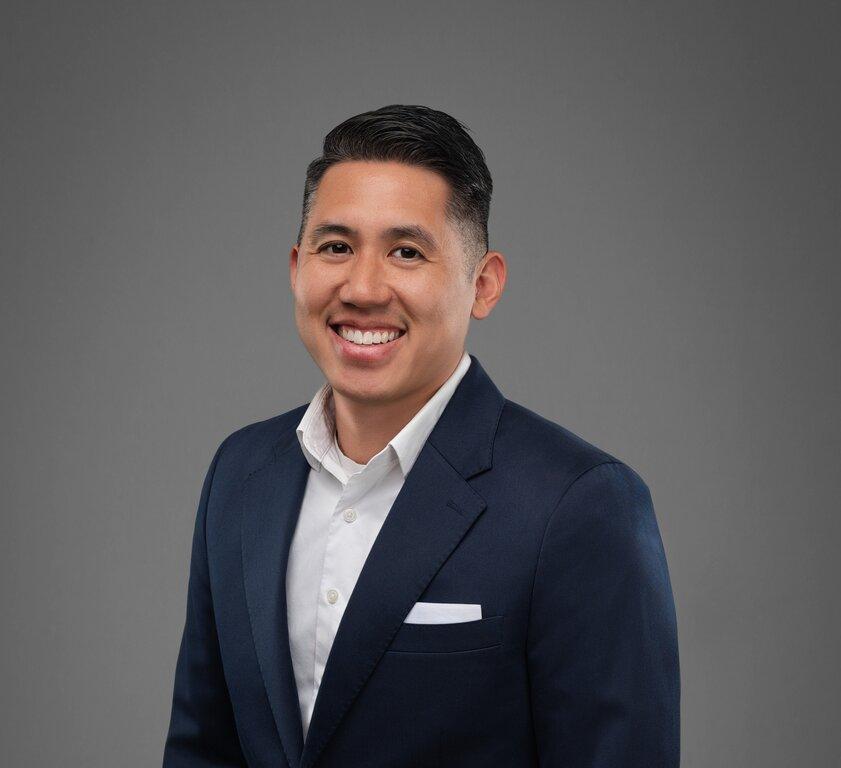 Merrill Lynch Financial Advisor Jordon Chee