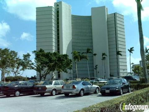 Trianon Condominiums