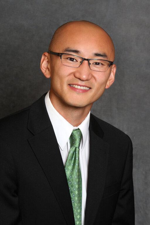 Adam J Bakker, MD - Twin Cities Orthopedics-Edina Crosstown