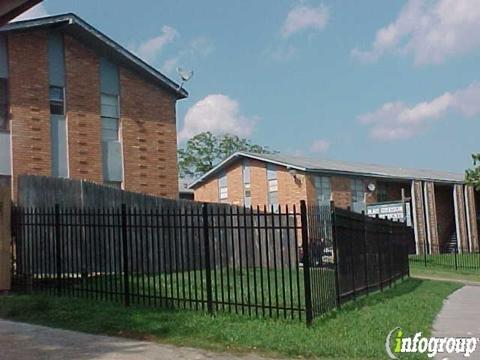 Macgregor Gardens Apartments