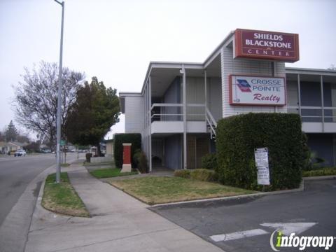 Crosse Pointe Realty-Conslnts