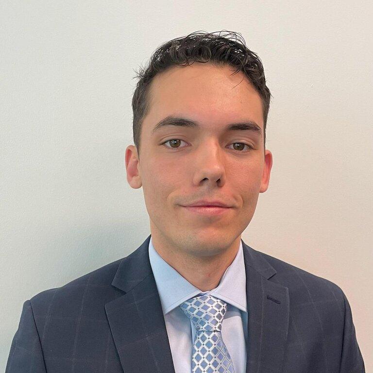 Merrill Lynch Financial Advisor Austin McCarthy