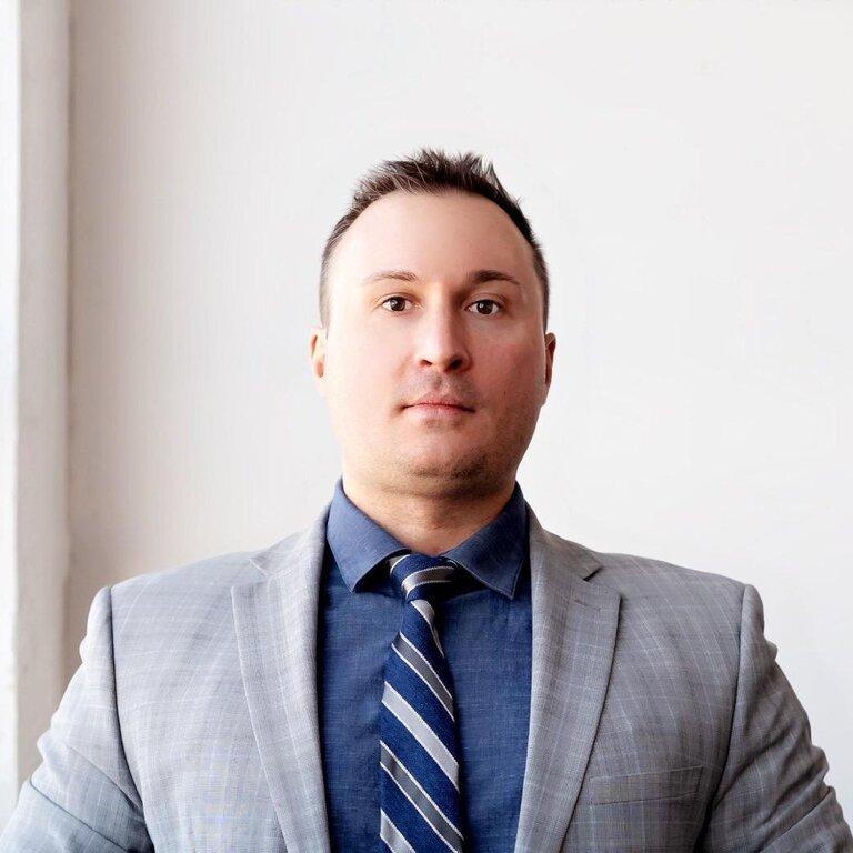 Merrill Lynch Financial Advisor Brett Sikorski