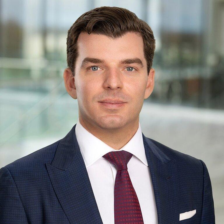 Merrill Lynch Private Wealth Advisor Christopher Menard