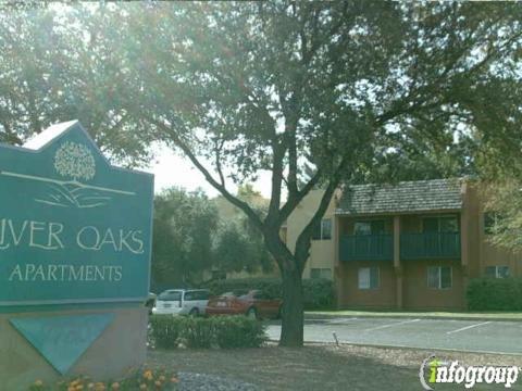 River Oaks Apartments