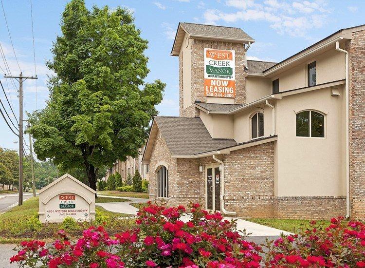 Westcreek Manor Apartments