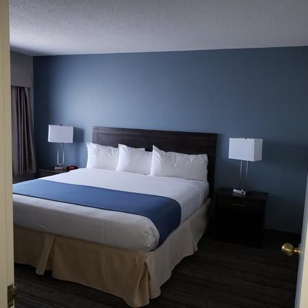 Housekeeping Squeaky Clean DE