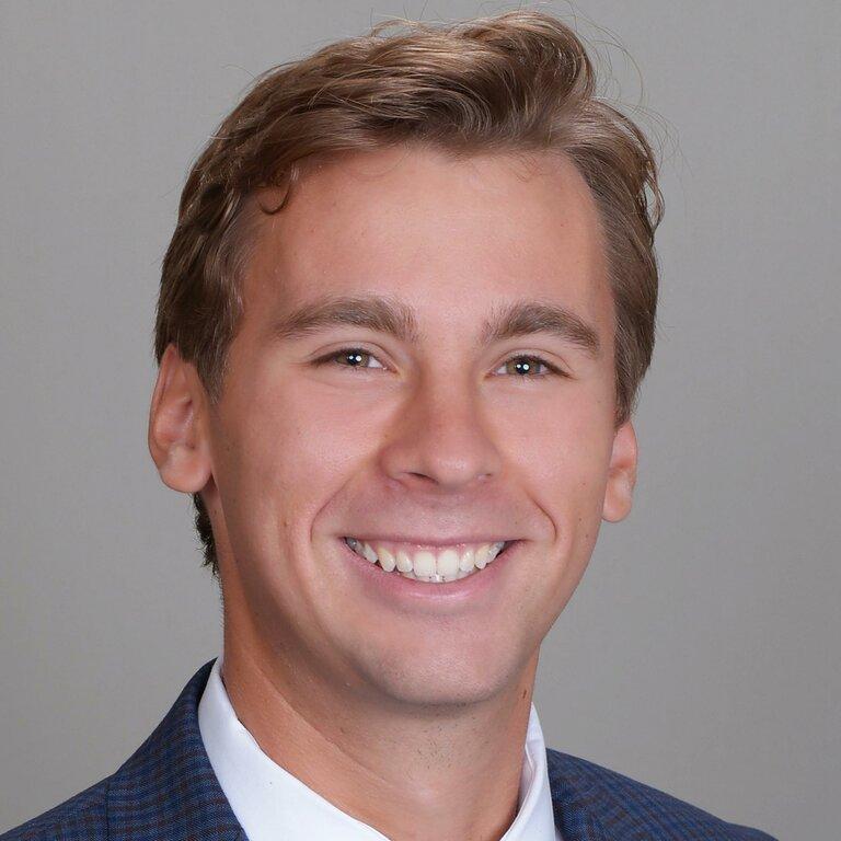 Edward Jones-Financial Advisor: Christopher J Krabbe