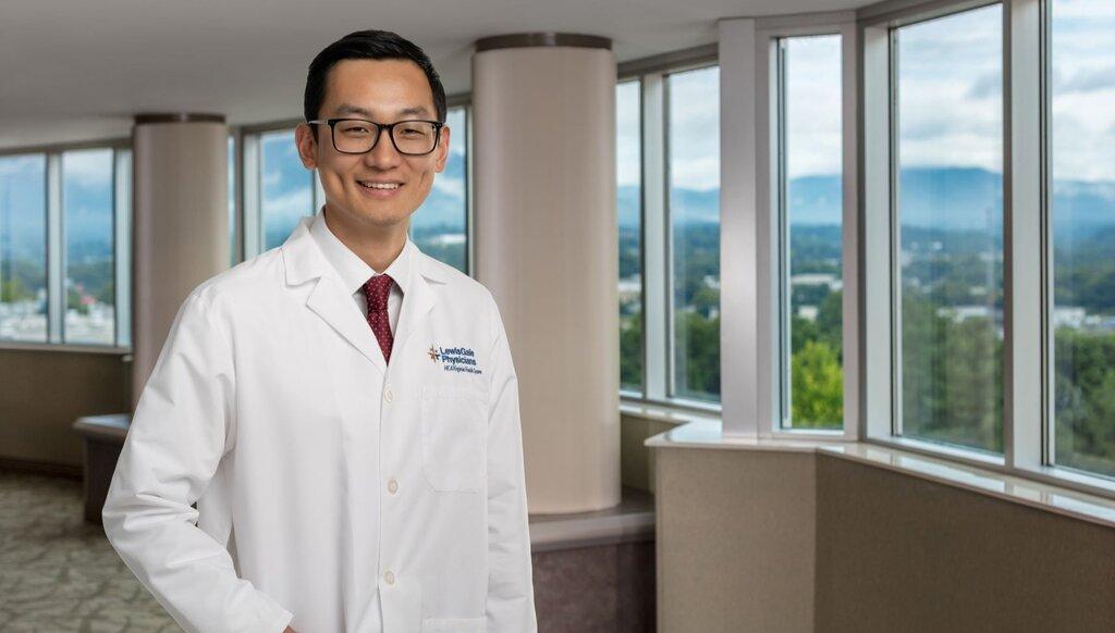 Dennis Chen, MD