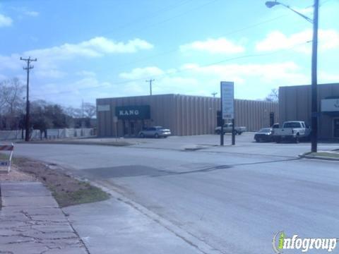 DFW Movers & Erectors