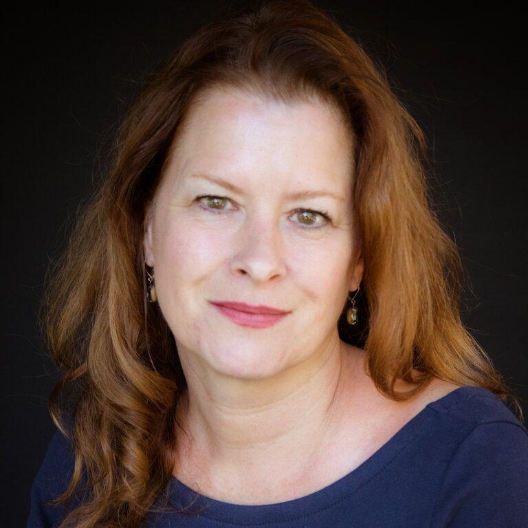 Merrill Lynch Financial Advisor Juliana Joern