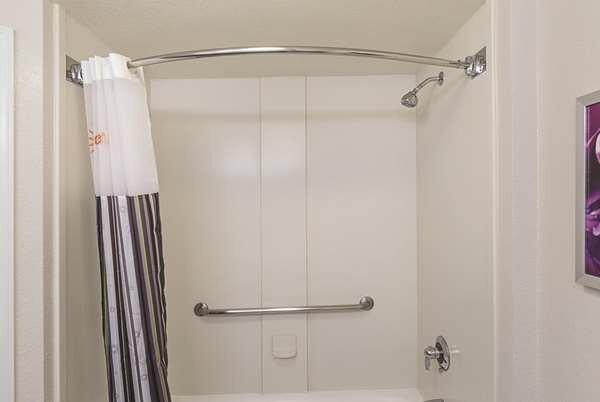 La Quinta Inn & Suites by Wyndham Univ Area Chapel Hill