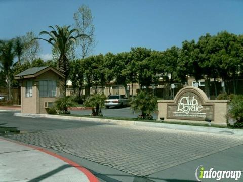 Club Royale Luxury Apartment Homes