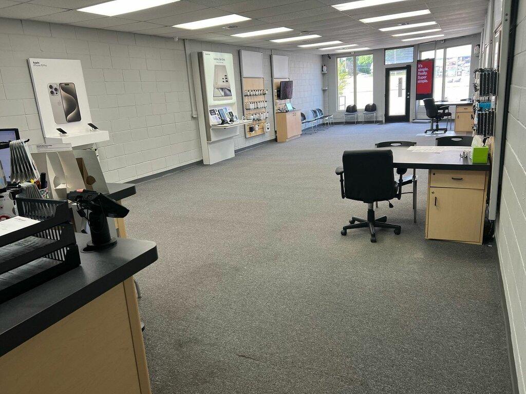 Russell Cellular-Verizon Authorized Retailer