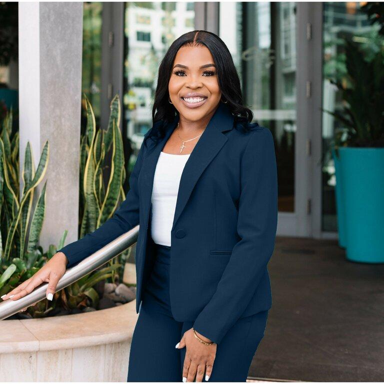 Breanna Belizaire-Intuit Turbotax Verified Pro