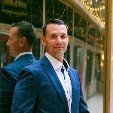 Merrill Lynch Financial Advisor Howard Hargate