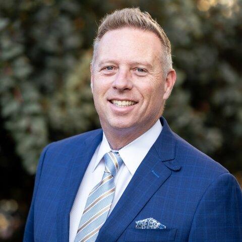 Merrill Lynch Financial Advisor Raymond Ezell