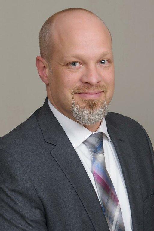 Edward Jones-Financial Advisor: Matt Streiff, Cfpchfcaamscka