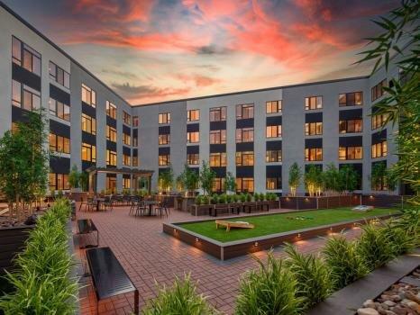 Luxor Lifestyle Apartments West Chester