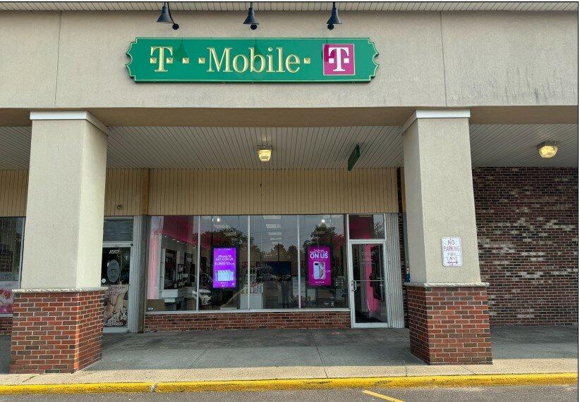 T-Mobile Authorized Retailer