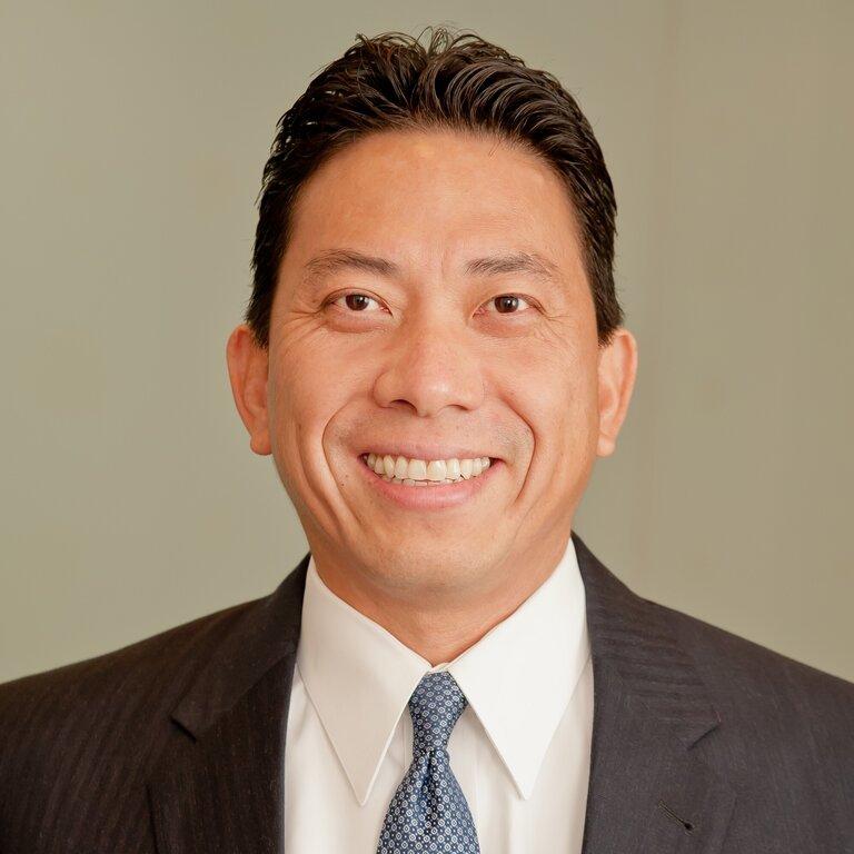 Merrill Lynch Financial Advisor Robert Ku