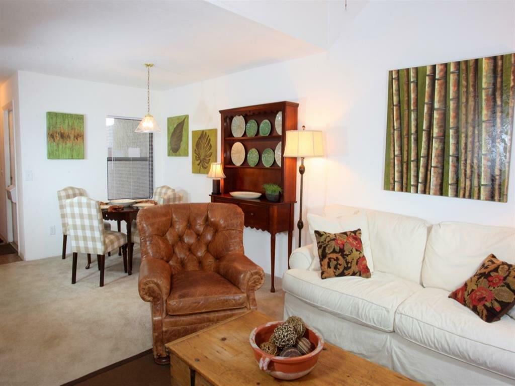 Woodland Villas Apartments