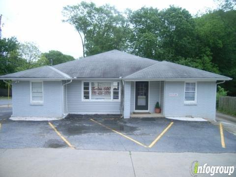 Salon 600 on Concord