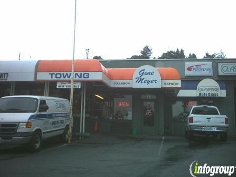 Gene Meyer's Towing