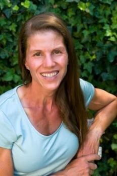 Elizabeth E Auger, DPM