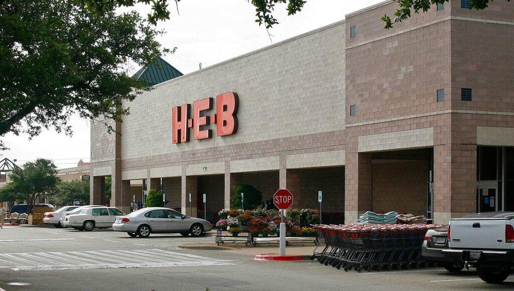 North Hills, A Regency Centers Property