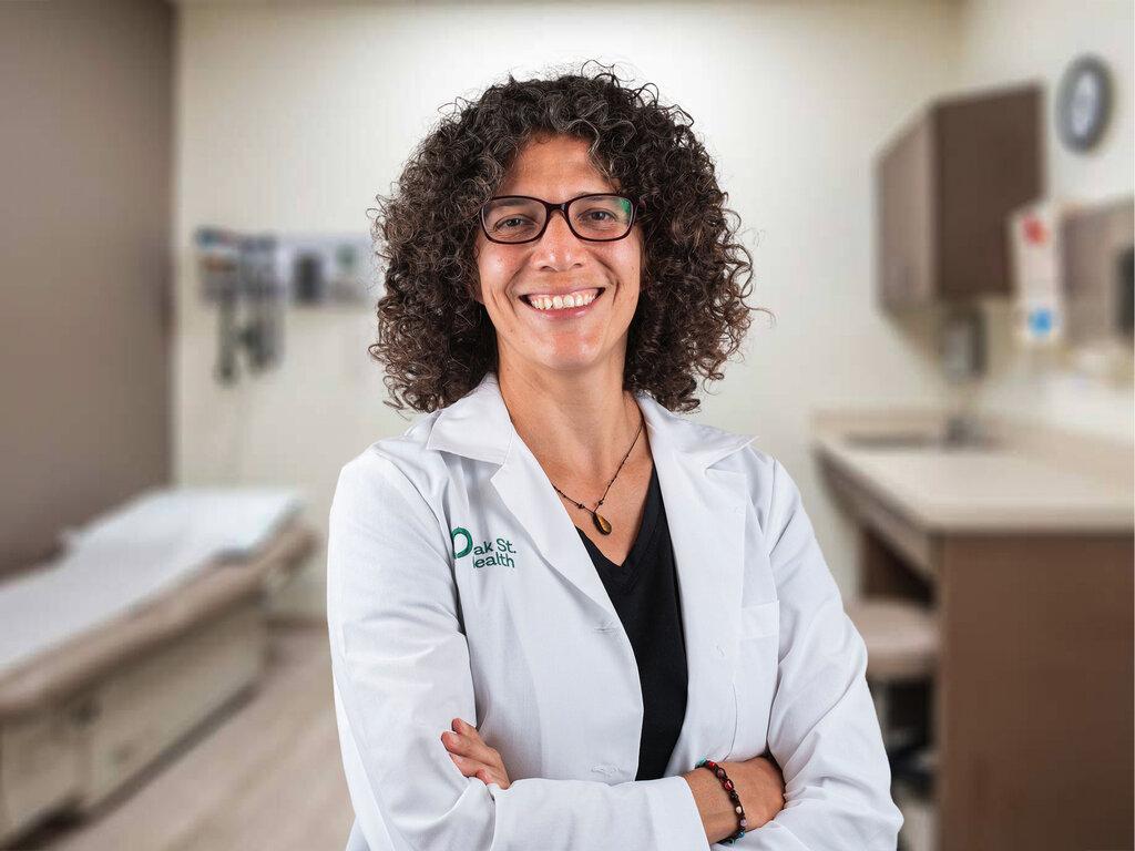 Clementina Verdin, FNP - Oak Street Health Little Village