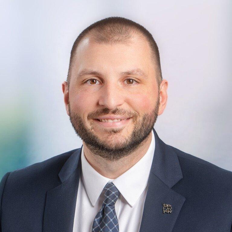 Merrill Lynch Financial Advisor Thomas Detoro