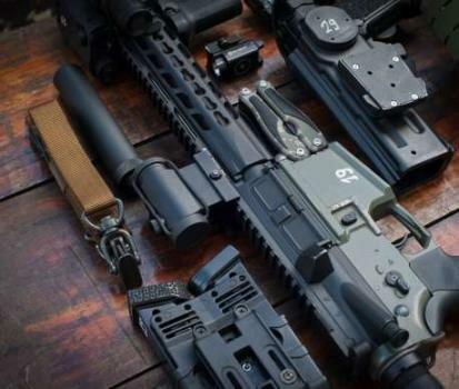 Pathfinder Militaria