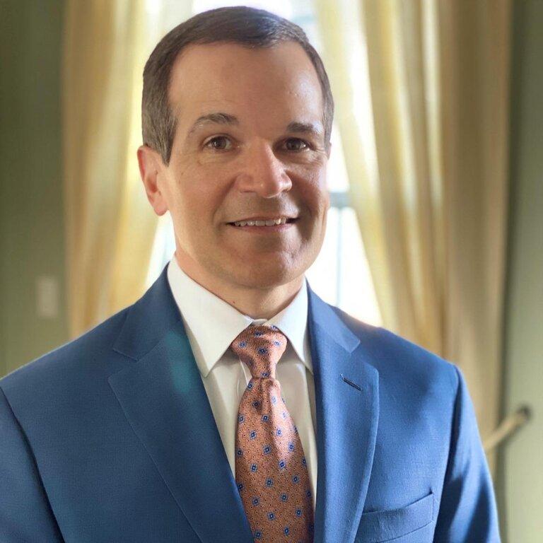 Merrill Lynch Wealth Management Advisor Alex Rojas