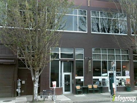 Freight Elevator At 1039 Bld