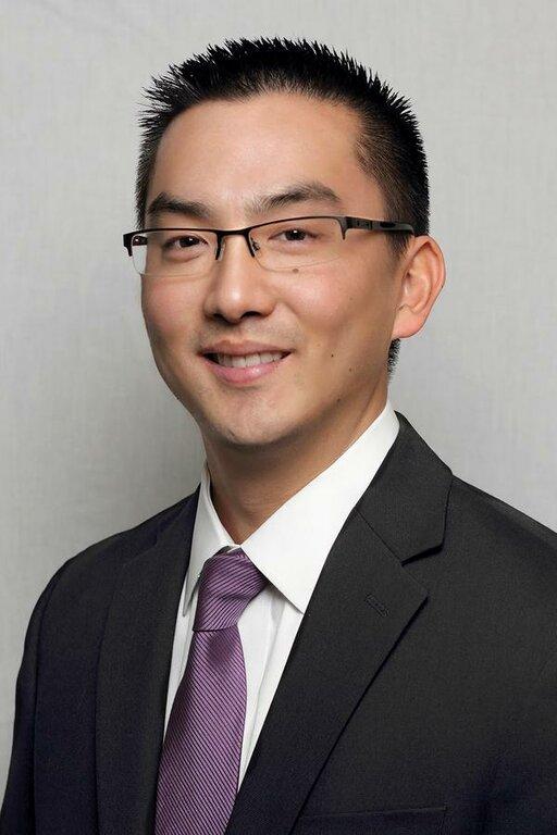 Edward Jones-Financial Advisor: Erik M Thompson