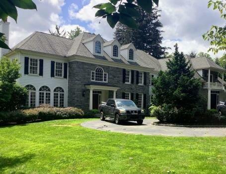 Hillcrest Roofing & Siding