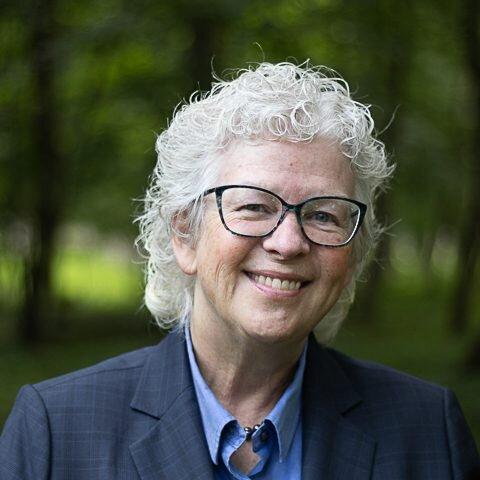 Merrill Lynch Financial Advisor Ginger Carson