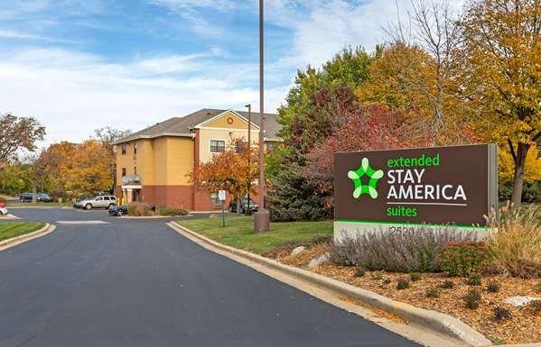 Extended Stay America Select Suites-Milwaukee-Waukesha