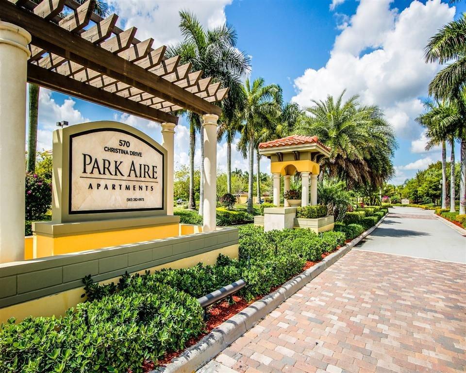 Park Aire Apartments