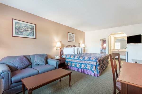 Days Inn By Wyndham Picayune